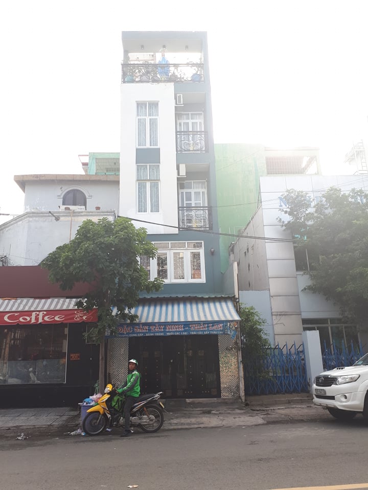 Chủ cần bán nhà mới HXH(4,5m) Trần Văn Quang.P10.Q TB.DT:4,2x14.(3 Lầu)Giá 4,550 Tỷ.