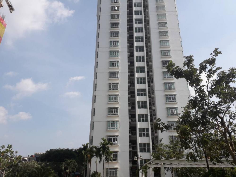 Bán gấp căn hộ Giai Việt, Tạ Quang Bửu - Q.8, DT 110m2, 3PN