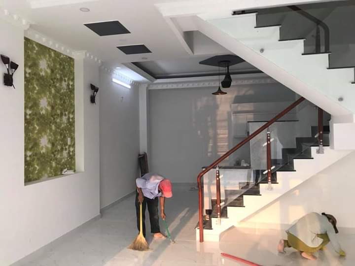 Bán nhà HXH 1806 Huỳnh Tấn Phát, Nhà Bè DT 5,1x23m, 1 trệt 2 lầu, ST. Giá 4,15 tỷ