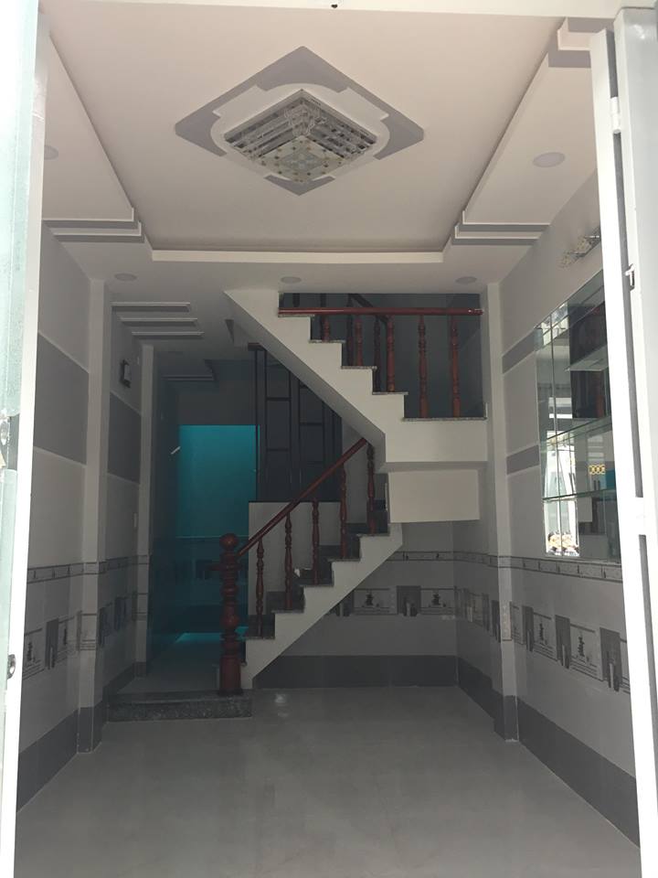 Nhà đường Lê Văn Khương xây 1 trệt, 2 lầu, 3 phòng ngủ, 3 toilet
