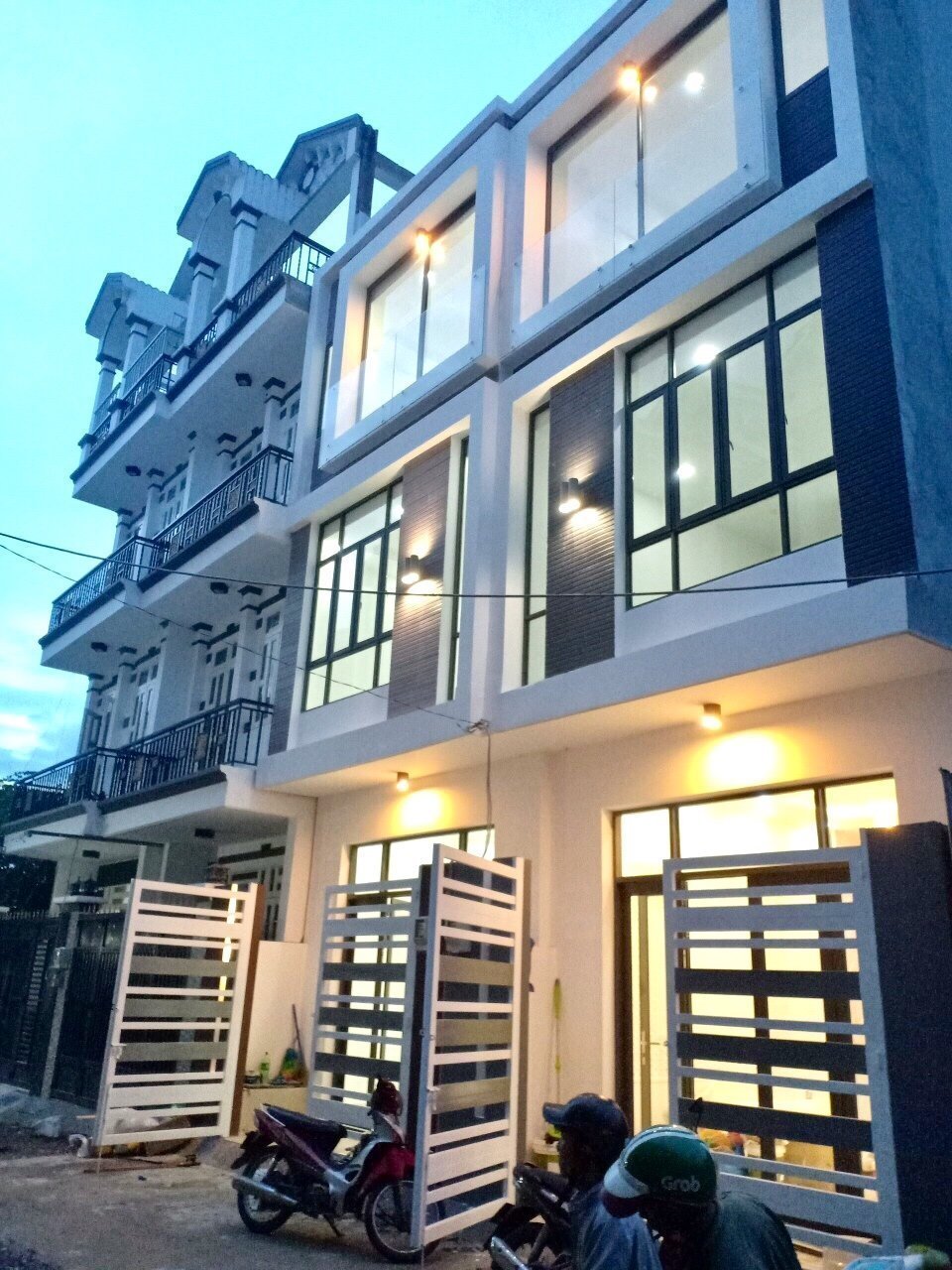 Bán nhà mới đẹp hẻm 2177 Huỳnh Tấn Phát, Nhà Bè, DT 4x13m, 3 lầu, ST. Giá 3,7 tỷ