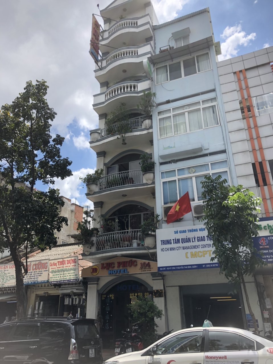 Siêu Phẩm nhà Mặt tiền đường Nguyễn Trãi, P Bến Thành, Quận 1. 4x20m, 5 lầu,giá rẻ 48 tỷ