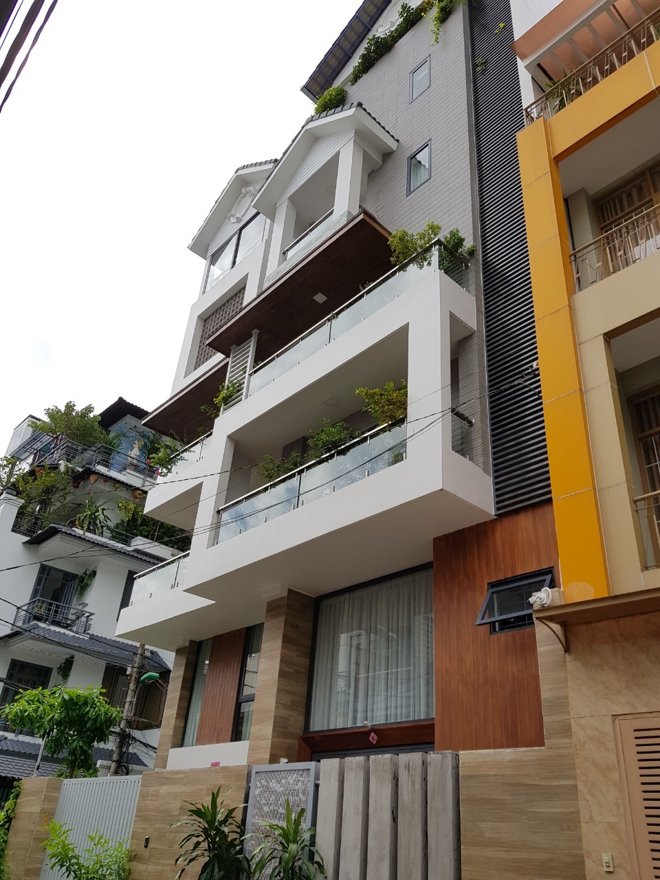 Bán nhà hẻm 8A Thái Văn Lung, phường Bến Nghé, quận 1 (4.7x12m) 4 tầng, cho thuê 80tr/th, giá 24.9 tỷ