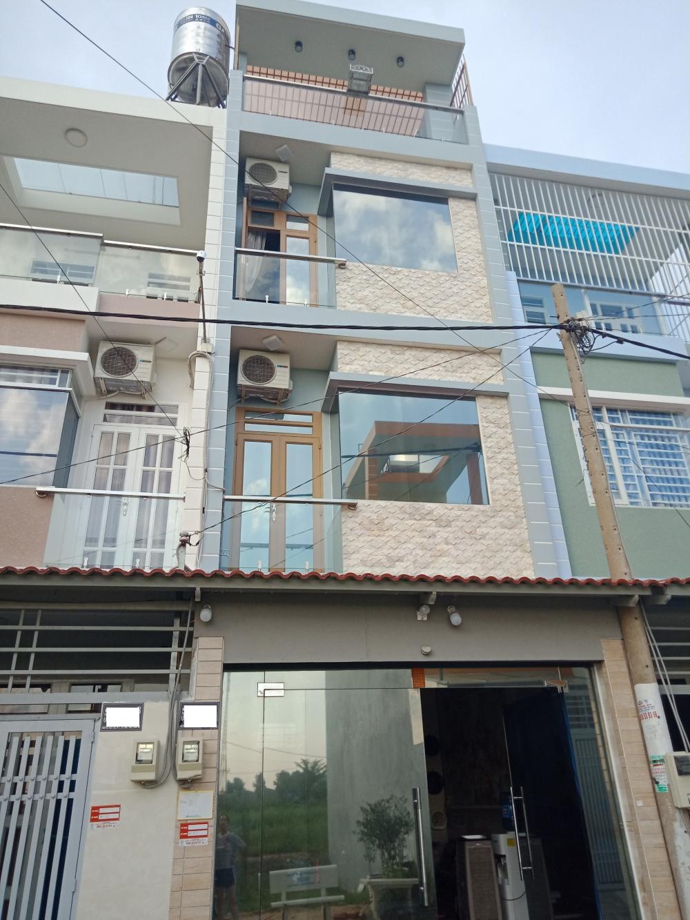 Nhà rất đẹp, 3 tầng, đường Nguyễn Văn Tạo, Nhà Bè