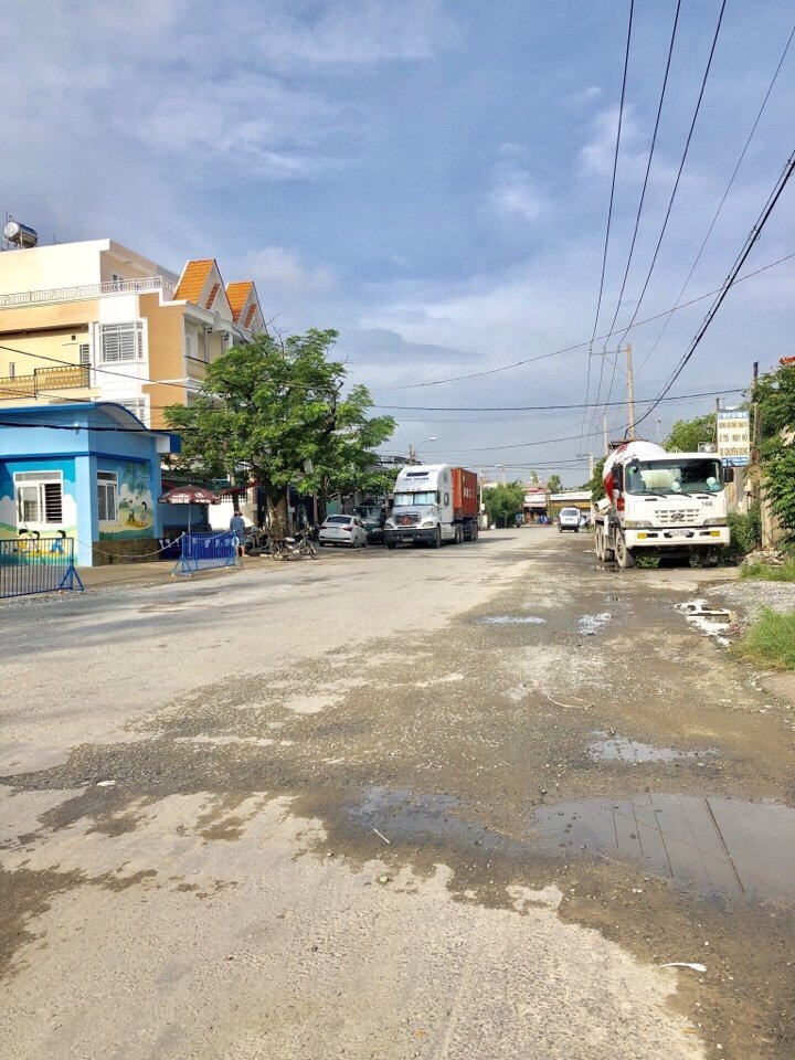 Bán nhà mặt tiền Huỳnh Tấn Phát, Tân Phú, Quận 7 