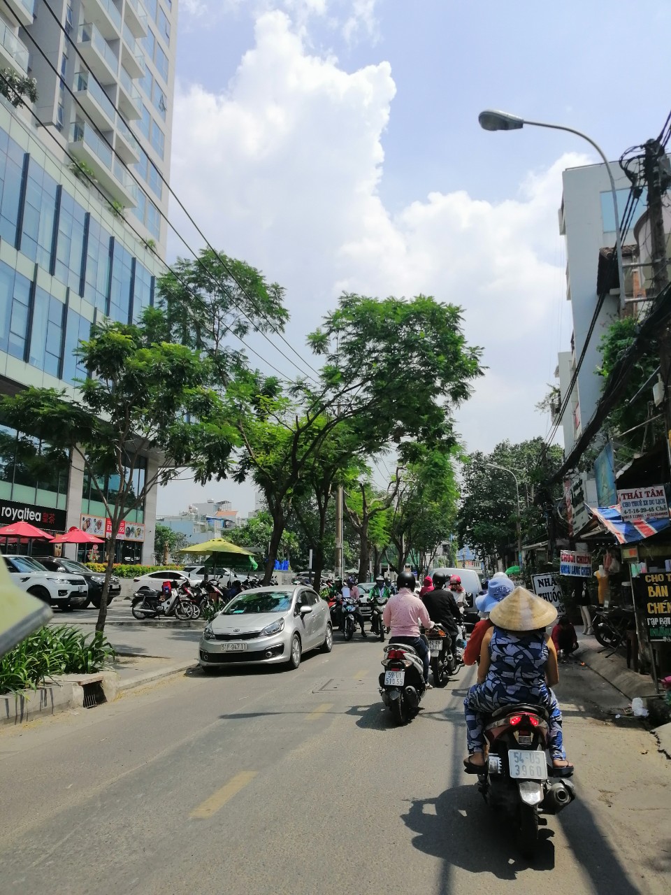 Bán nhà đường Nguyễn Thiện Thuật Q.3 giá 9.5 tỷ.