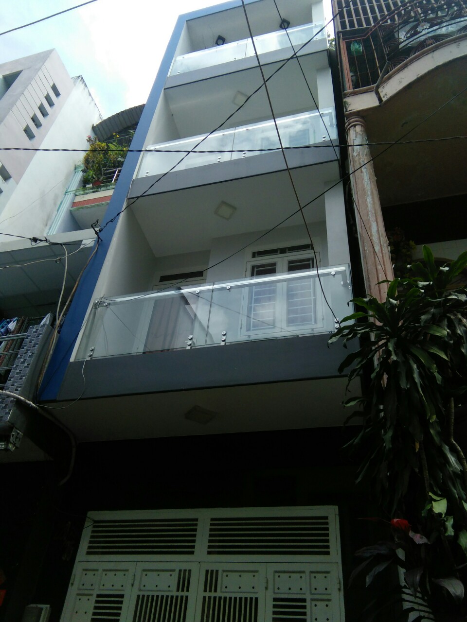 Bán nhà MT đường Hồng Bàng, Phường 15, Quận 5. DT: 4,1x21,3m, giá: 18,5 tỷ