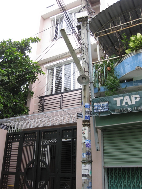 Bán nhà mặt tiền đường Nguyễn Tri Phương, quận 10, đoạn kinh doanh đẹp