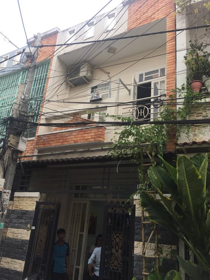 Cần bán nhà 1 trệt 1 lầu 3.8x11m đường Lê Văn Lương gần BV Nhà Bè 1.8 tỷ