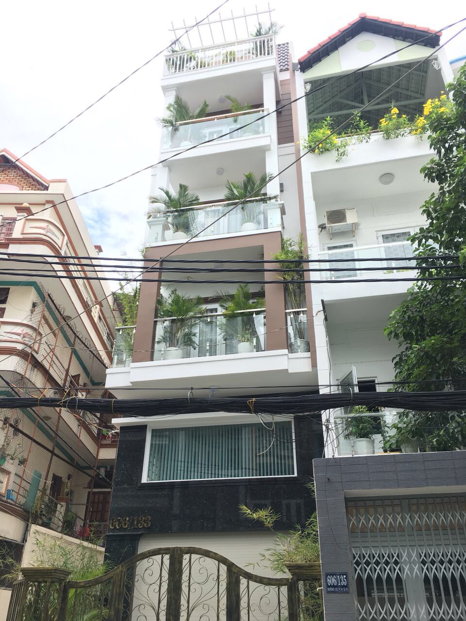 Gia đình xuất cảnh cần bán căn nhà hẻm Trần Bình Trọng, Phường 4, Quận 5, Hồ Chí Minh