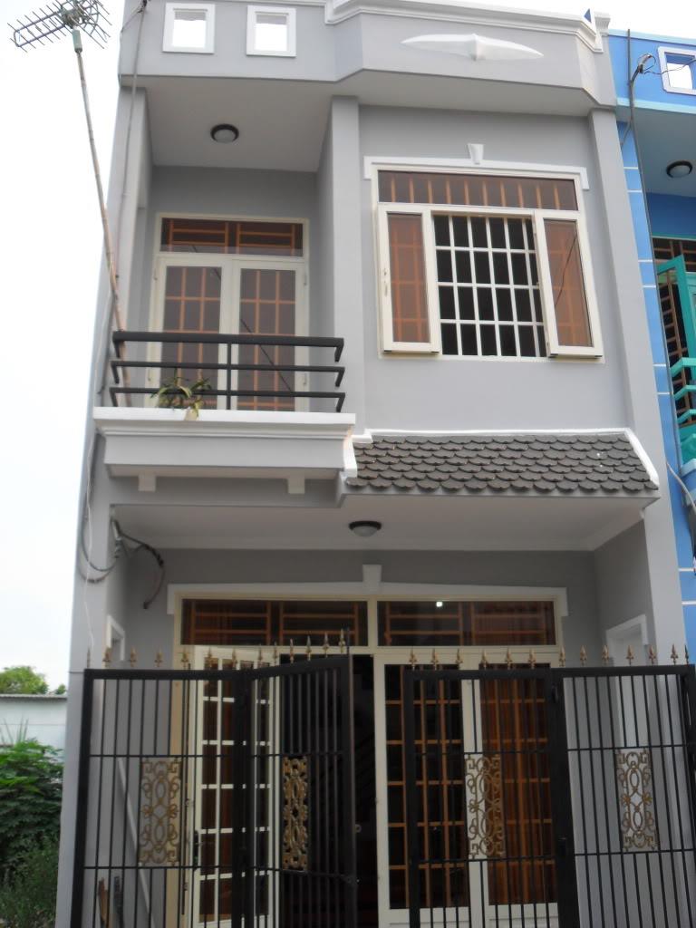 Đang cần tiền gấp bán lỗ căn nhà 1 trệt 1 lầu, giá 1450tr đường Trần Văn Mười, Hóc Môn
