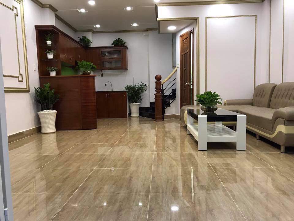 Bán nhà HXH tránh Cộng Hòa, Tân Bình, tặng toàn bộ nội thất, giá 4.3 tỷ