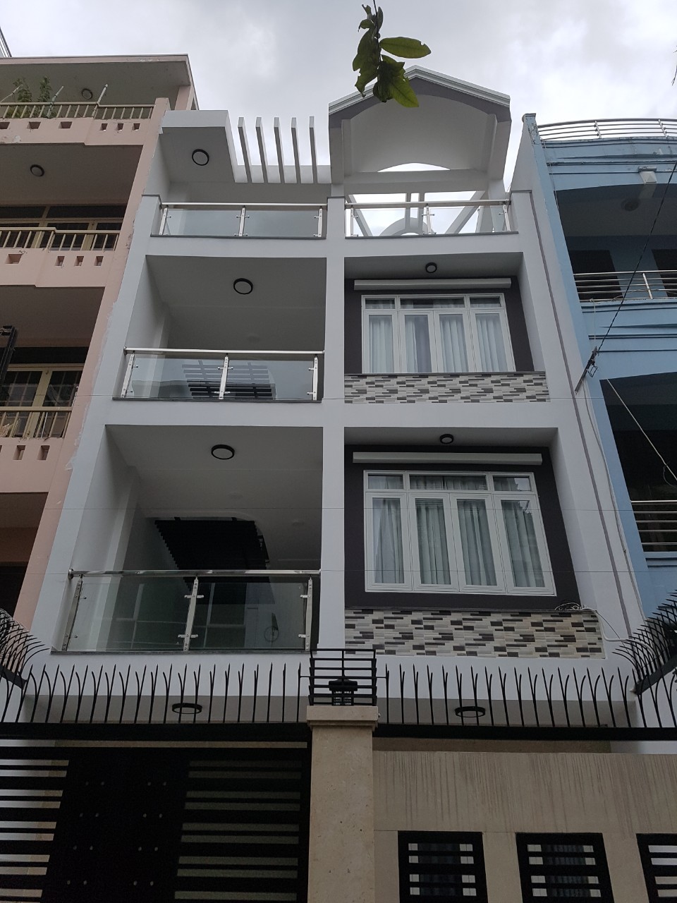 Bán nhà mặt tiền đường Trần Doãn Khanh ngang 7m, phường Đa Kao giá tốt nhất.