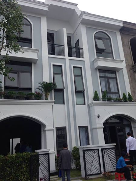 Bán lỗ căn nhà gấp trong ngày 1 trệt 2 lầu, giá 1 tỷ 350tr, Phan Văn Hớn, Hóc Môn