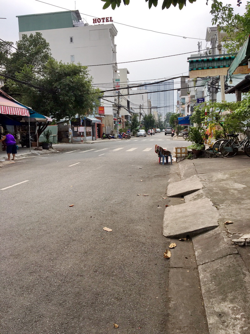 Bán nhà cấp 4 mặt tiền đường Bùi Văn Ba, P. Tân Thuận Đông, Quận 7 