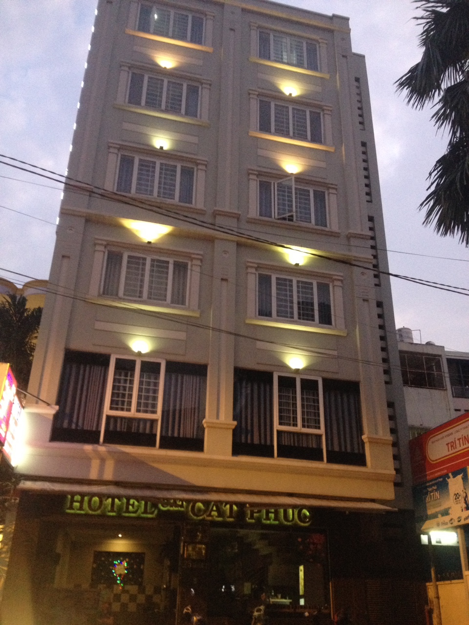 Bán gấp khách sạn mặt tiền Nguyễn An Ninh, P. Bến Thành, Q1 giá 75 tỷ