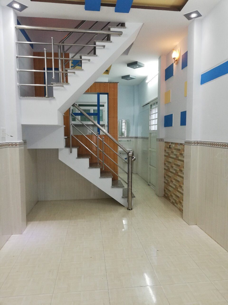 Nhà phố Quận 12 1 trệt 2 lầu 3 phòng ngủ, sau MM Hiệp Phú, gần bệnh viện Q12