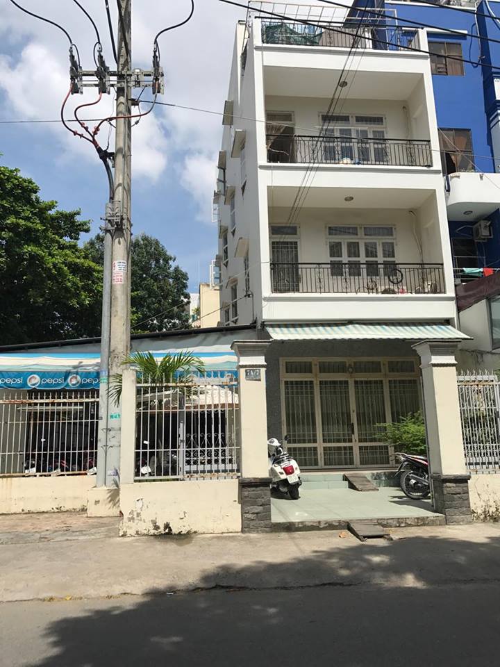 Bán nhà mặt tiền Ngô Quyền, Nguyễn Trãi, quận 5, DT 11x24m, HĐ có sẵn giá bán cực rẻ