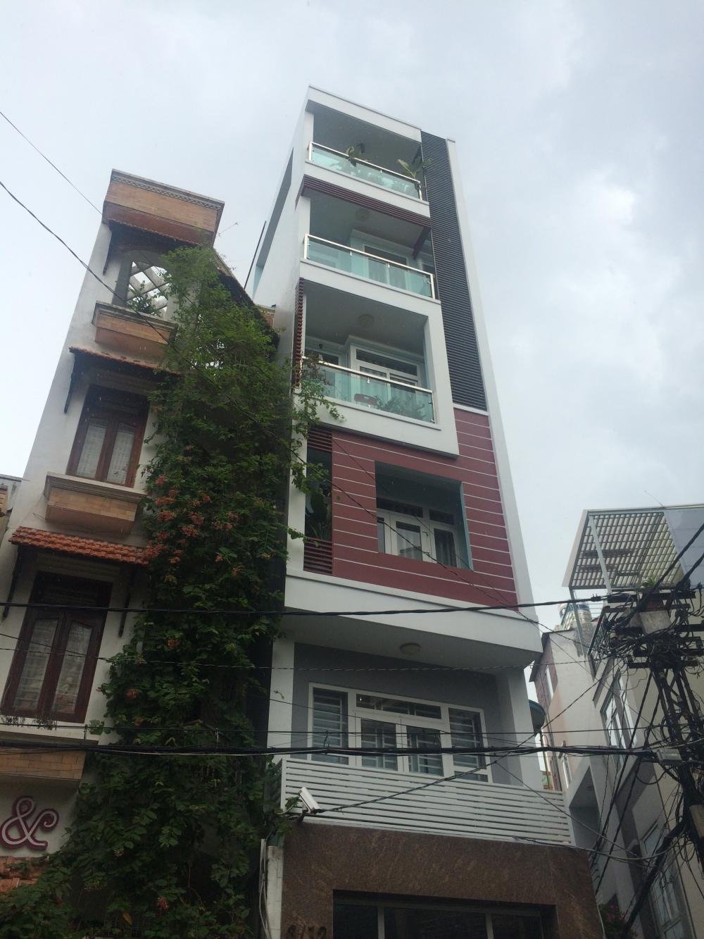 Bán nhà đường Lương Hữu Khánh, Quận 1, 6x20m, 5 lầu, thang máy, giá 23.2 tỷ. LH 0909366493