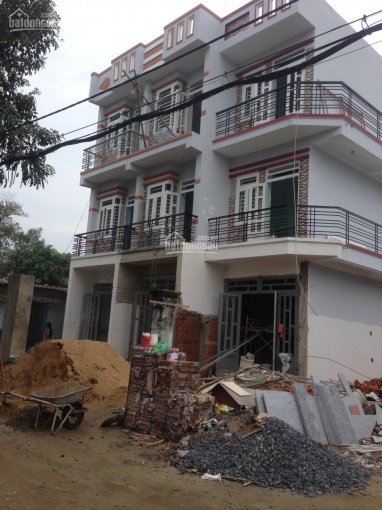 Cần bán căn nhà MT đường Nguyễn Văn Bứa, QL22 1km sổ hồng riêng