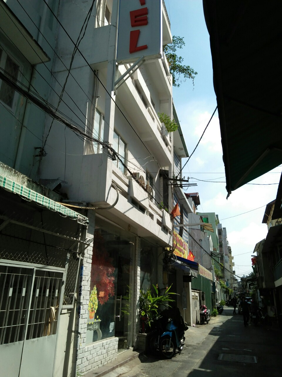 Bán nhà 2 MT đường số 7 Đồng Tiến, gần góc Thành Thái Q10