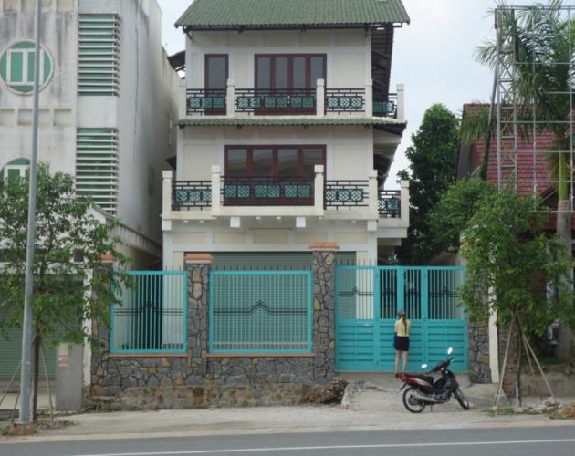 Bán nhà mặt tiền 3xx đường Lý Thái Tổ, Phường 9, Quận 10, đối diện BV Nhi đồng