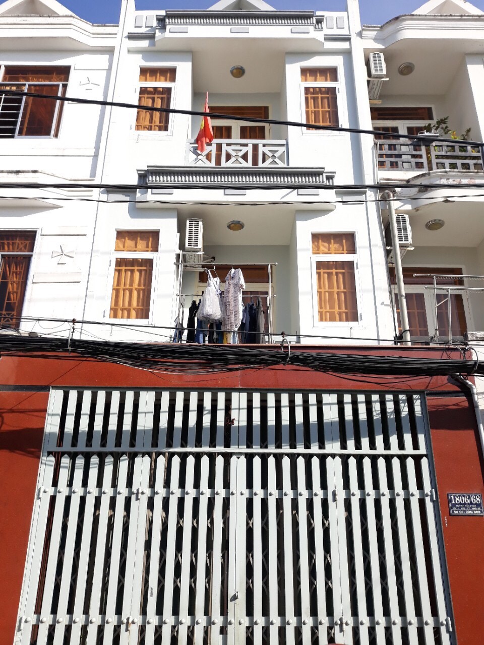 Kẹt tiền bán gấp nhà mặt tiền hẻm 1806 Huỳnh Tấn Phát, Nhà Bè, DT 4x14m, 3 lầu. Giá 3,85 tỷ