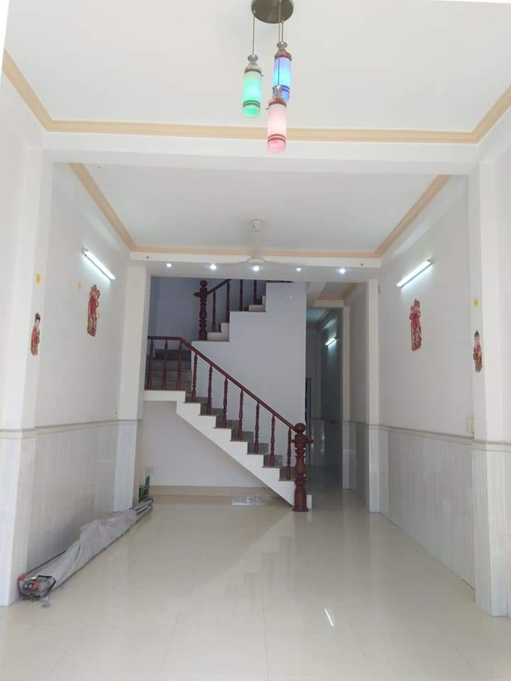     Nhà Đẹp 3 Lầu 4x9m gần KCN Tân Bình HXH 1,49 Tỷ