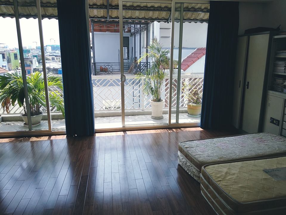 Bán nhà HXH Lê Văn Sỹ, 60m2, MT 5m, 4 tầng, giá chỉ 7,5 tỷ
