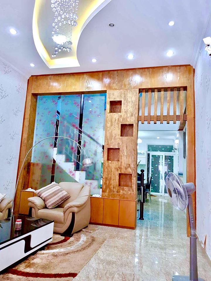 Bán nhà HXT Phan Văn Trị, 1T + 1L + 2 lầu + ST, 4x16m, giá 8 tỷ