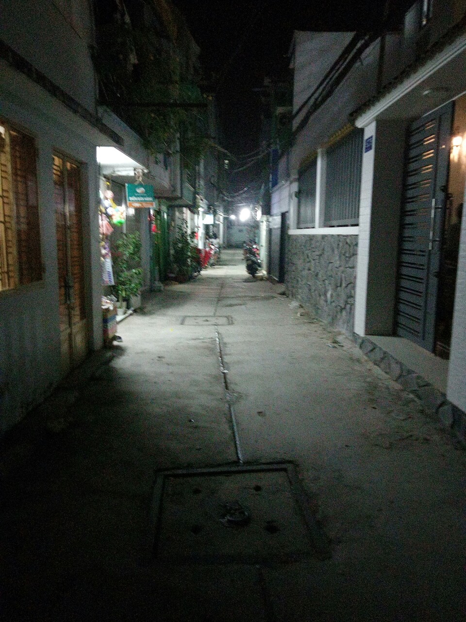 Nhà hẻm 80, đường Hoàng Ngân, P. 16, Quận 8. Giá 2.55 tỷ TL