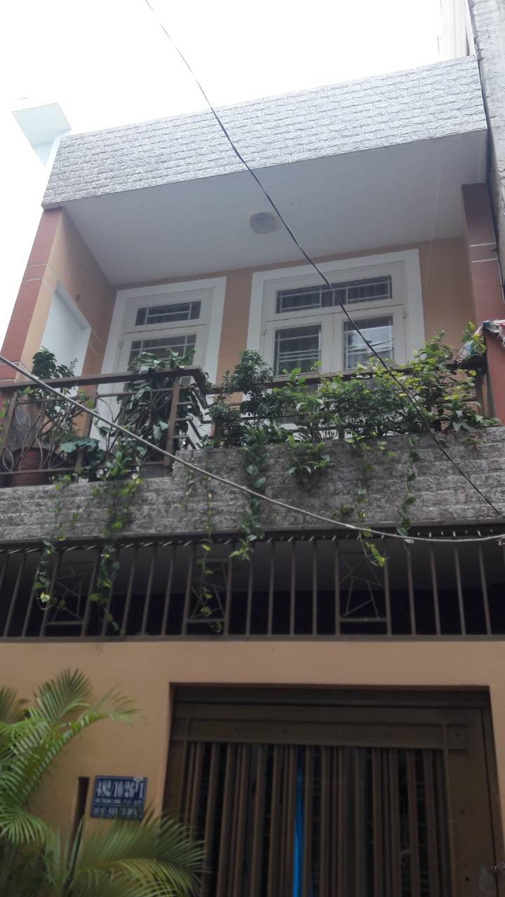 Chính chủ bán gấp nhà hẻm Nguyễn Xí gần VinCom, 6x14m, giá: 5,5 tỷ