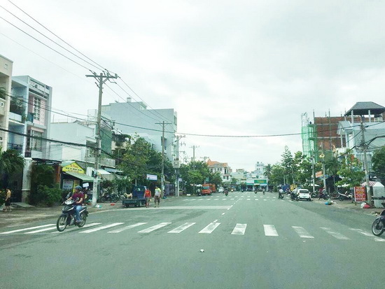 Cần bán nhà cấp 4 đang KD buôn bán tốt mt đường Số 14A khu Cư Xá Ngân Hàng, P. Tân Thuận Tây