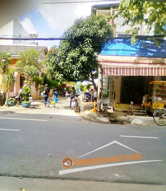 Cần bán nhà cấp 4 đang KD buôn bán tốt mặt tiền đường Số 14A khu CXNH, P. Tân Thuận Tây, Q7