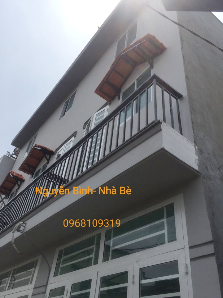 Nhà 2 lầu vị trí mặt tiền xe hơi trước nhà ở đầu đường Nguyễn Bình, Nhà Bè, 0968109319