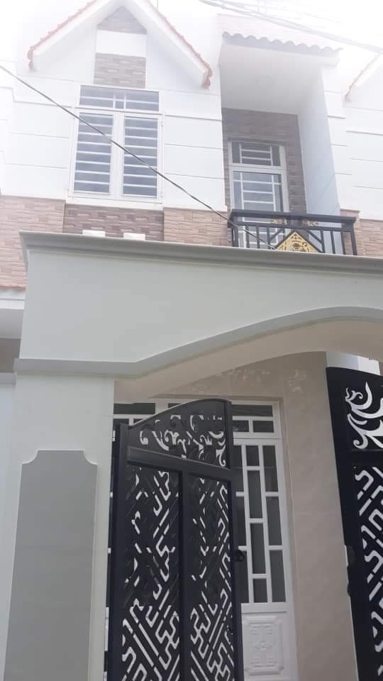 Cần bán gấp căn nhà mới mua, mặt tiền đường Đoàn Nguyễn Tuân, giá 850tr