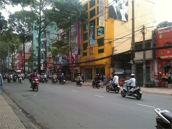 Bán nhà mặt tiền Nguyễn Trãi, P Bến Thành, Q1, (DT: 4.1x21m, trệt + 5 lầu, giá 48 tỷ TL)