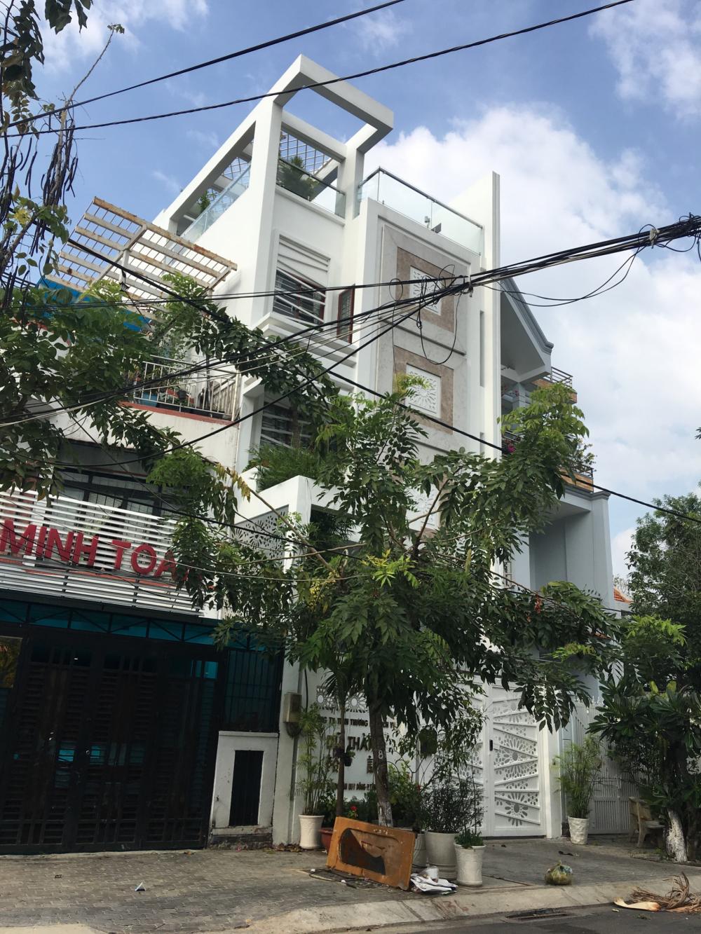 Bán nhà phố 2 lầu mặt tiền Mai Văn Vĩnh, Tân Quy, Quận 7, sầm uất, kinh doanh buôn bán nhộn nhịp