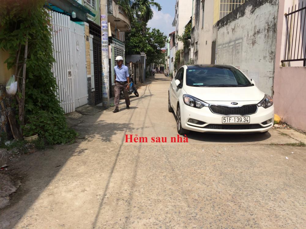 Bán nhà 2 MT trước sau hẻm xe hơi không lộ giới Dương Quảng Hàm, P. 6, DT 5.4x16m