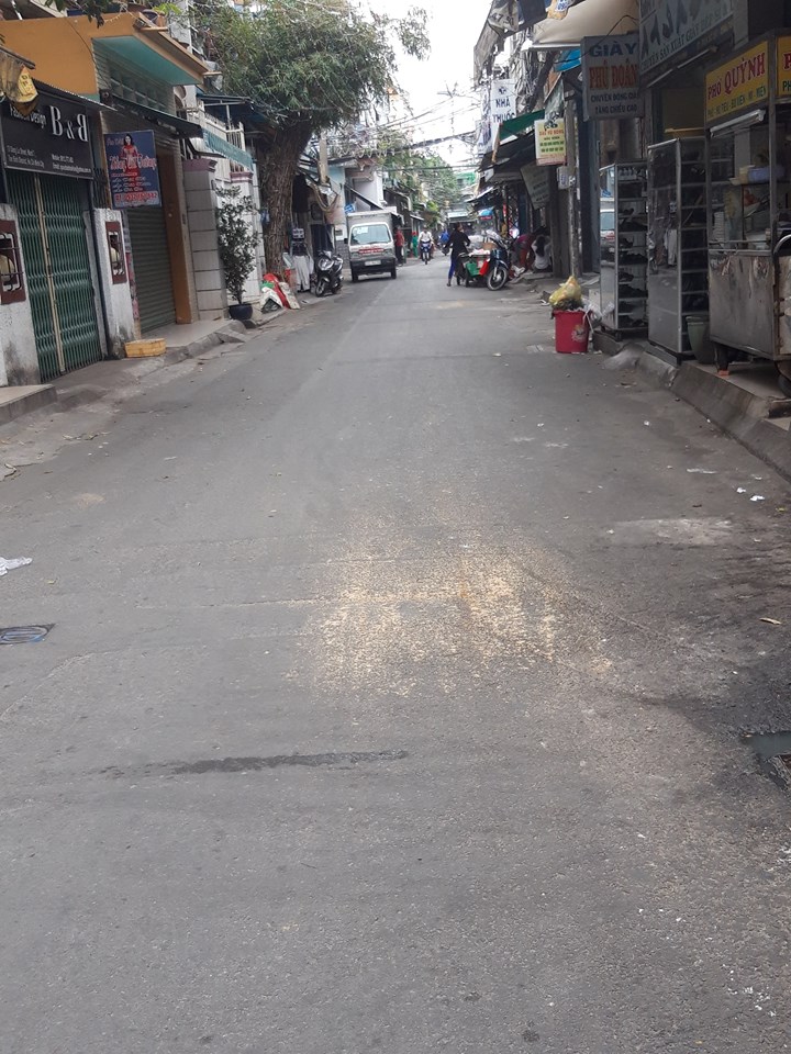 Bán nhà 2MT hẻm nội bộ 8m Lý Thường Kiệt P. 8, Q. Tân Bình, 5 lầu, 5.2 x 18.5m, giá 15.5 tỷ