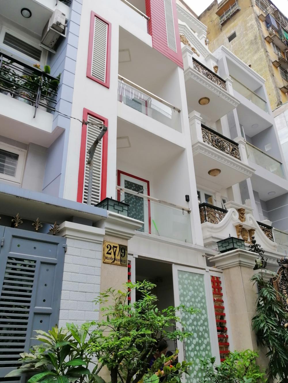 Bán nhà mặt tiền Calmette gần Lê Thị Hồng Gấm, Quận 1. DT 4x18m trệt, 3 lầu, giá 40 tỷ TL