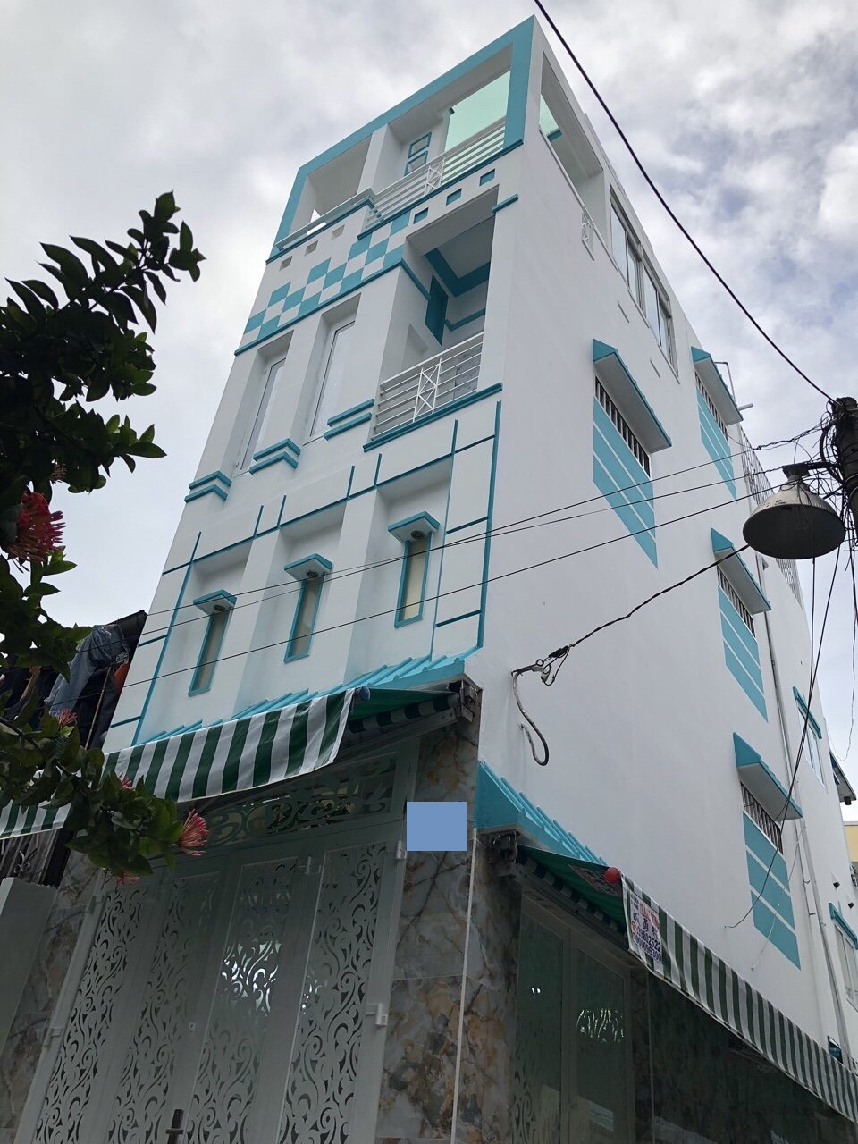 Nhà 3 tầng đẹp lung linh, hẻm đường Phạm Văn Chí, Q. 6, 5 phòng, giá 4.95 tỷ(TL)