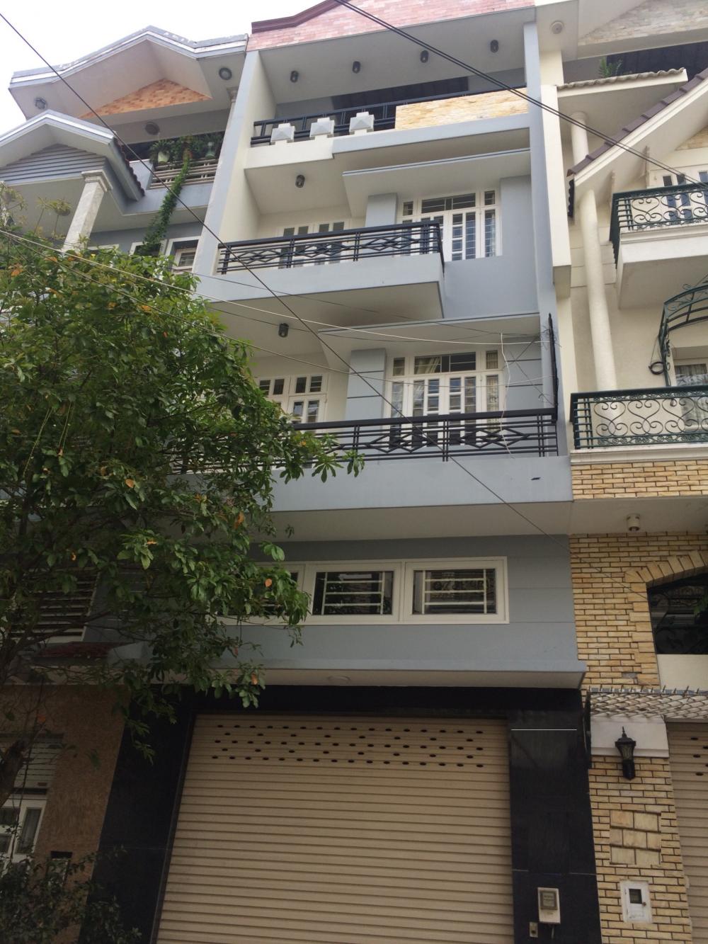 Cần bán gấp nhà Phạm Văn Chiêu, gần chung cư DreamHome, đường 12m, 1 trệt 3 lầu