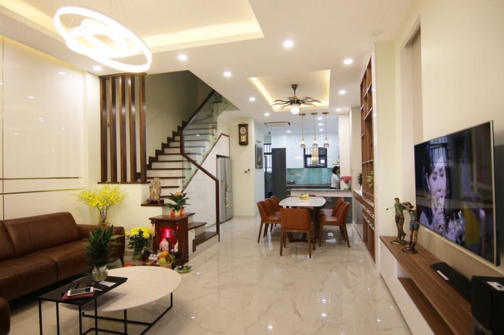 Chính chủ bán gấp villa tại đường Giang Văn Minh, P. An Phú, Quận 2, diện tích 352m2, giá 43 tỷ