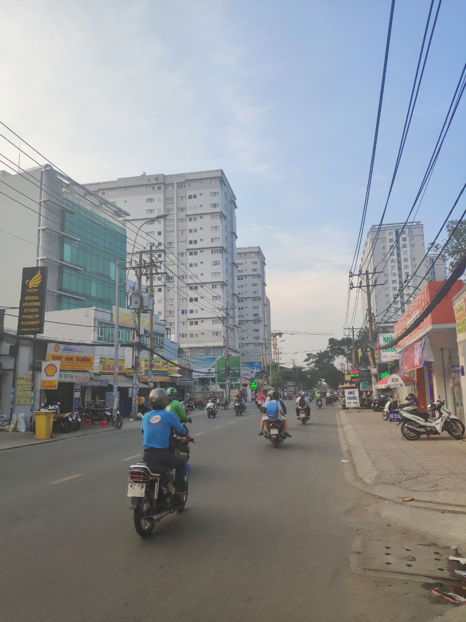 Bán nhà mới đường Nguyễn Xí, P. 26, quận Bình Thạnh, 1 trệt 2 lầu, giá 5.8 tỷ, liên hệ: 0903074322