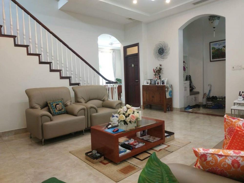 Cần bán villa tại đường Nguyễn Bá Huân, P. Thảo Điền, Quận 2, TP. HCM DT 7.5x23m, giá 27 tỷ 5