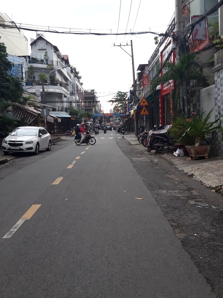 Bán nhà MT Chấn Hưng, 4 lầu, 1 ST mới (3,7x11m) 41 m2, P. 6, Q. Tân Bình. 7,5 tỷ TL