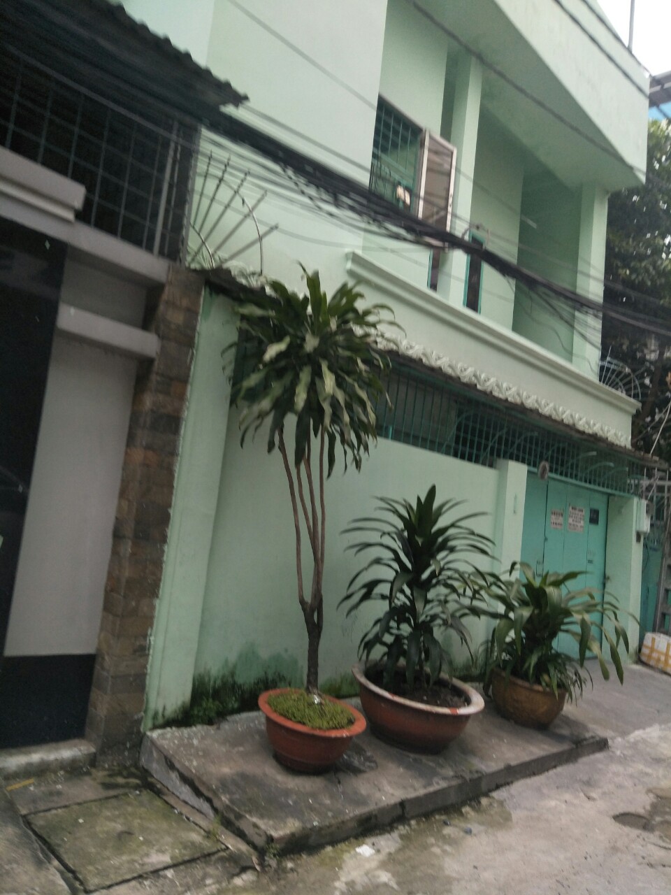 Bán nhà mặt tiền đường Trần Hưng Đạo, P. Cầu Kho, quận 1