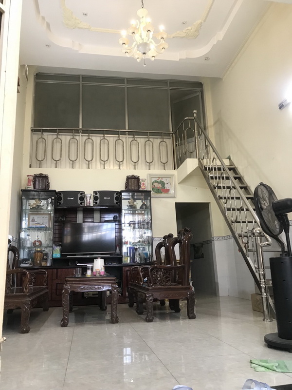 Bán nhà 1 lửng hẻm 85 Nguyễn Văn Quỳ, Quận 7