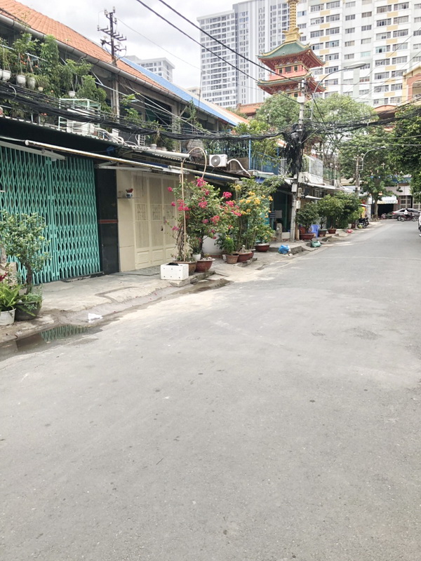 Bán nhà trệt tiện kinh doanh, mặt tiền hẻm xe hơi 277 Khánh Hội, Quận 4
